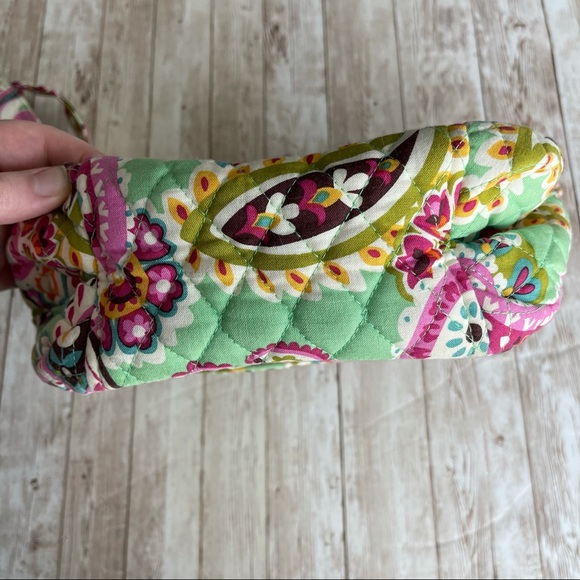 VERA BRADLEY TUTTI FRUITY DAISY GREEN PURSE BAG - Picture 4 of 8